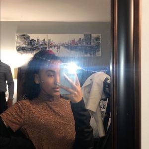 Meet your Posher, Mia